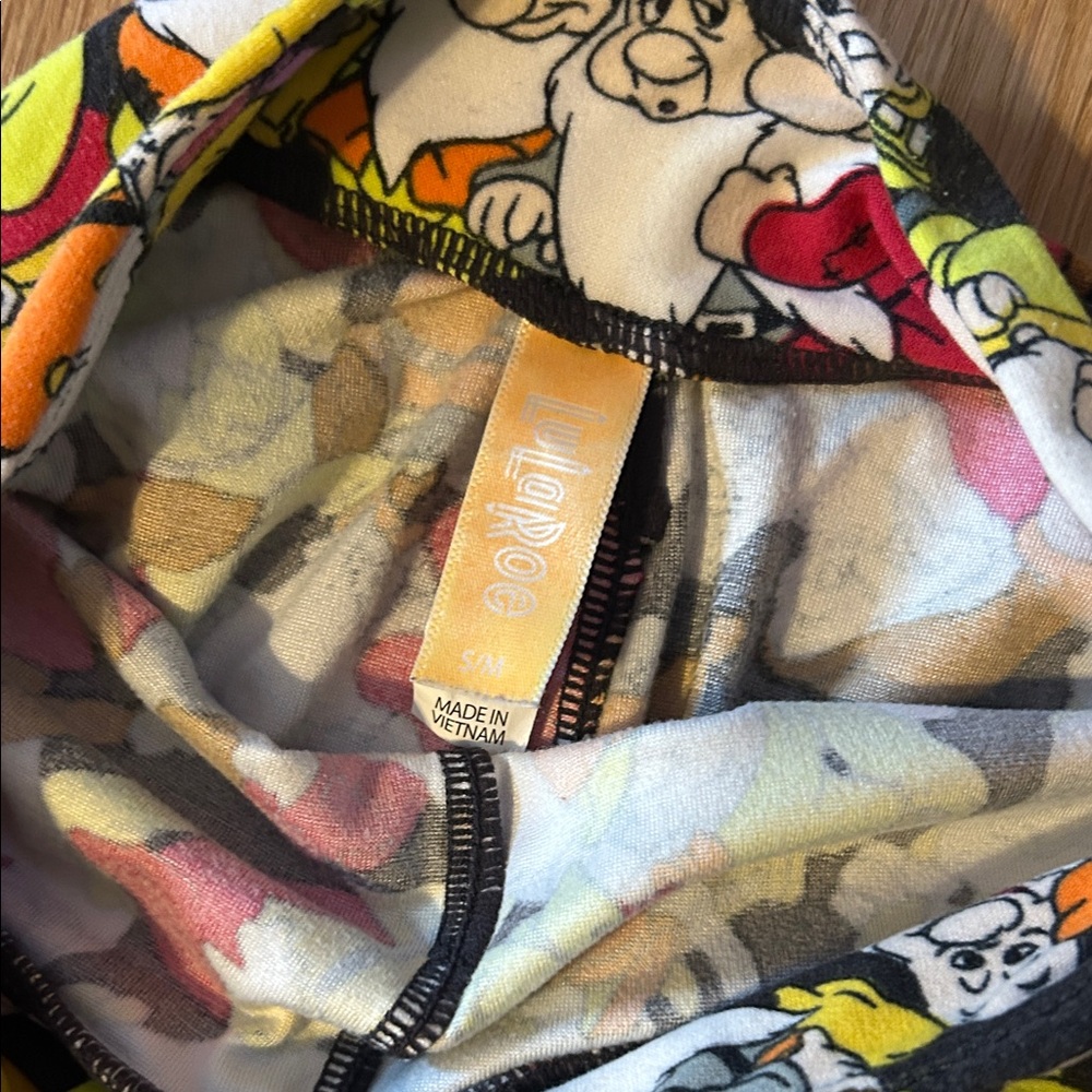 Lularoe Seven Dwarfs Kids Leggings S/M - Picture 3 of 6